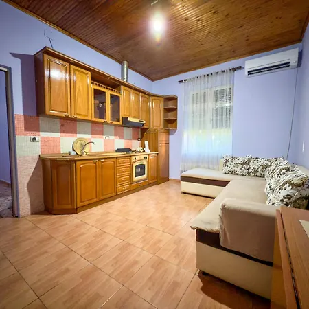 Central Shkoder Apartment