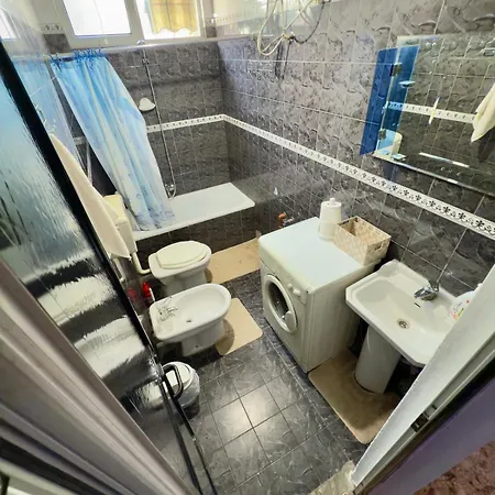 Central Shkoder Apartment アパート Shkodër